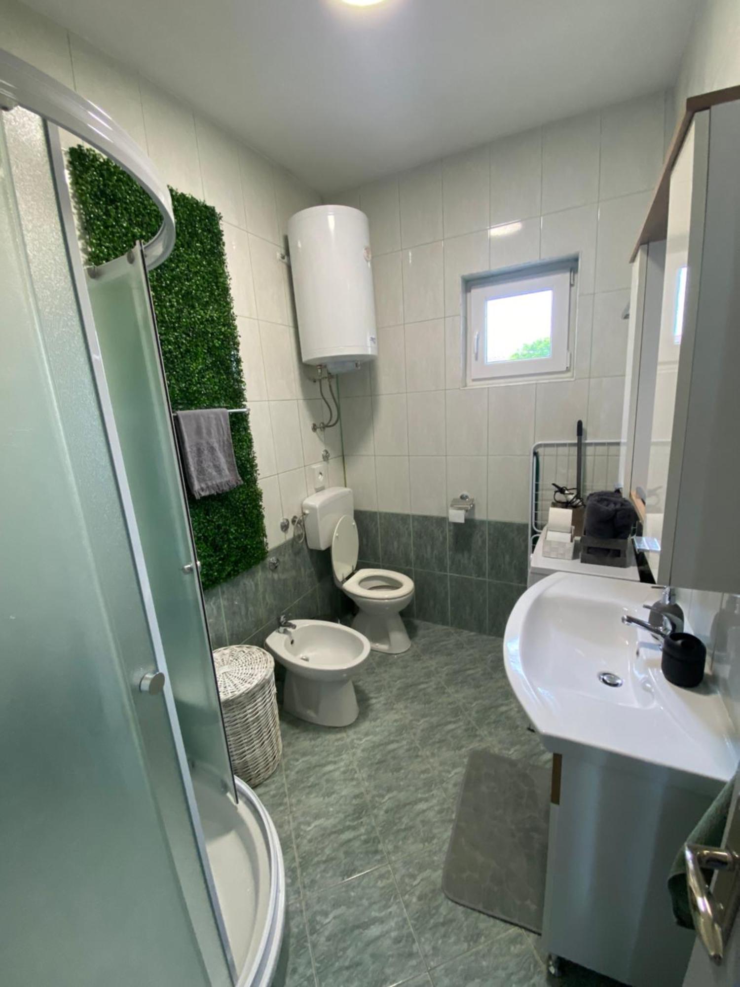 Apartman El Ogulin Luaran gambar