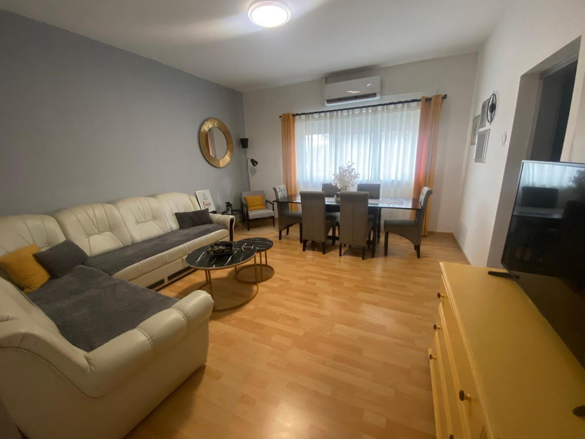 Apartman El Ogulin Luaran gambar